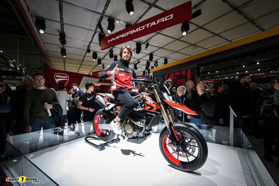 DUCATI EICMA 2023 HYM 04 UC579241 High