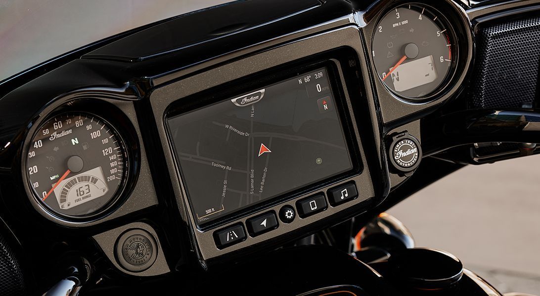indian my24 uj61 roadmaster elite features 09 lg