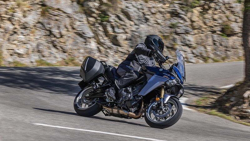 2025 Yamaha MT09ATRDXCS EU Cobalt Blue Action 010 03