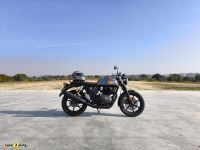 Royal_Enfield_Continental_GT_02