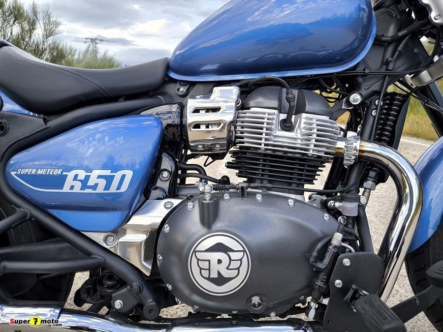 Royal Enfield SuperMeteor 14
