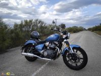 Royal_Enfield_SuperMeteor_01