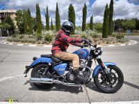 Royal_Enfield_SuperMeteor_23