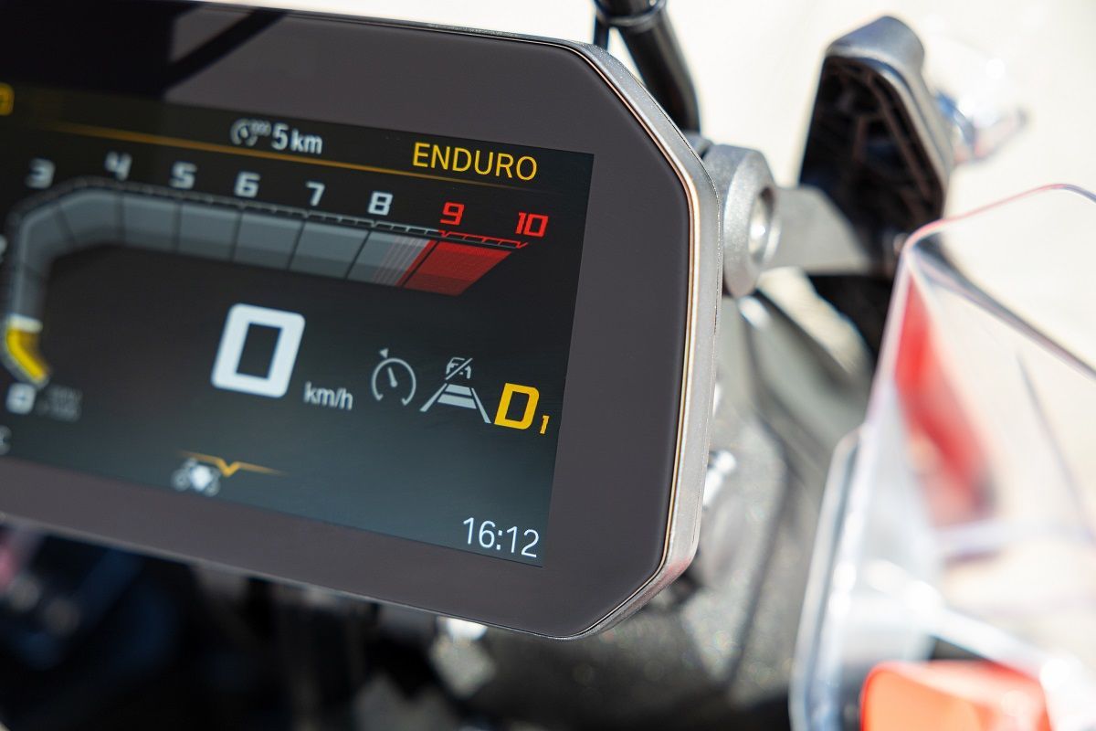 P90554773 highRes bmw r 1300 gs advent