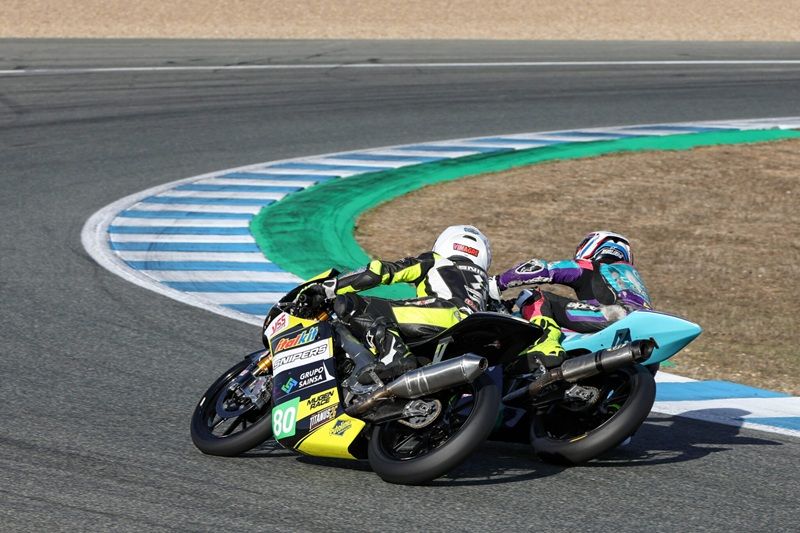 moto4 4 de 10 2048x1365