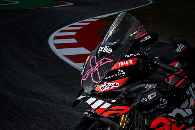 rsv4 x gp soldout 03