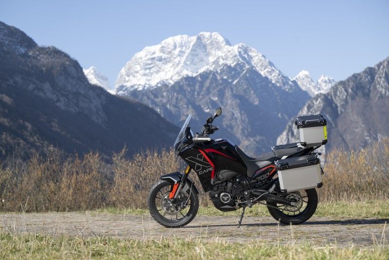 XCAPE700 MOTOMORINI 01