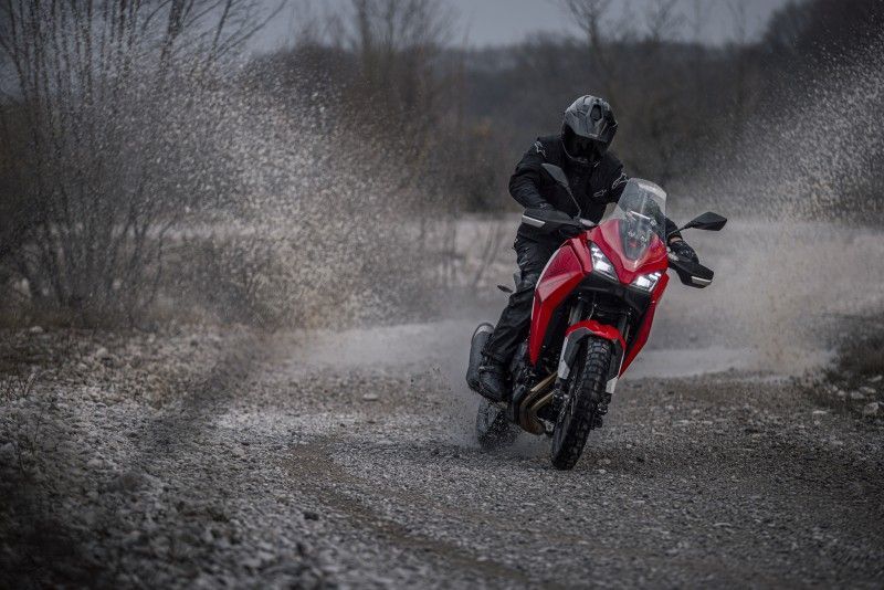 XCAPE700 MOTOMORINI 15