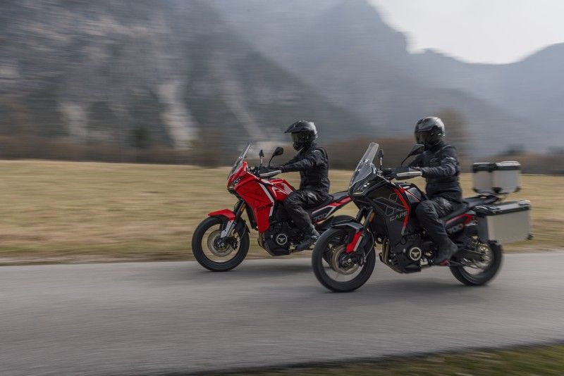 XCAPE700 MOTOMORINI 18