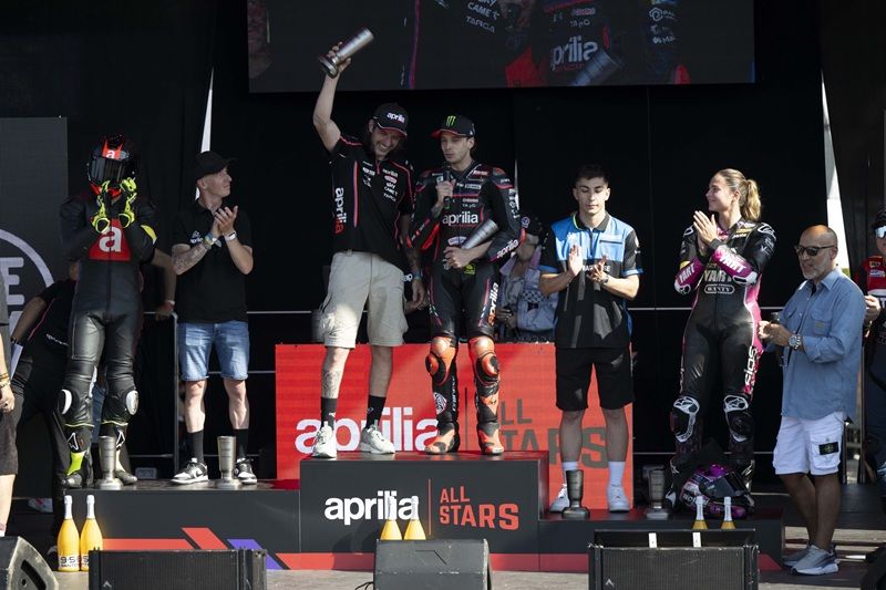 09 Podium Race of StarsRID
