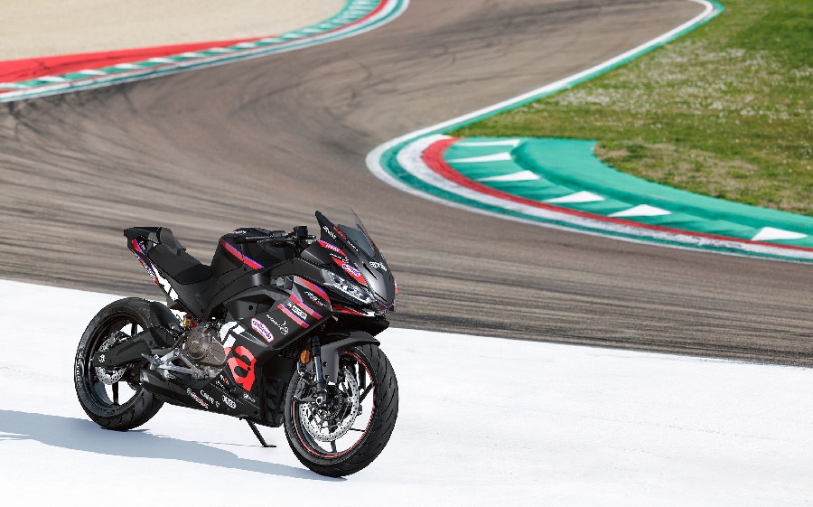 01 Aprilia RS 457 GP Replica