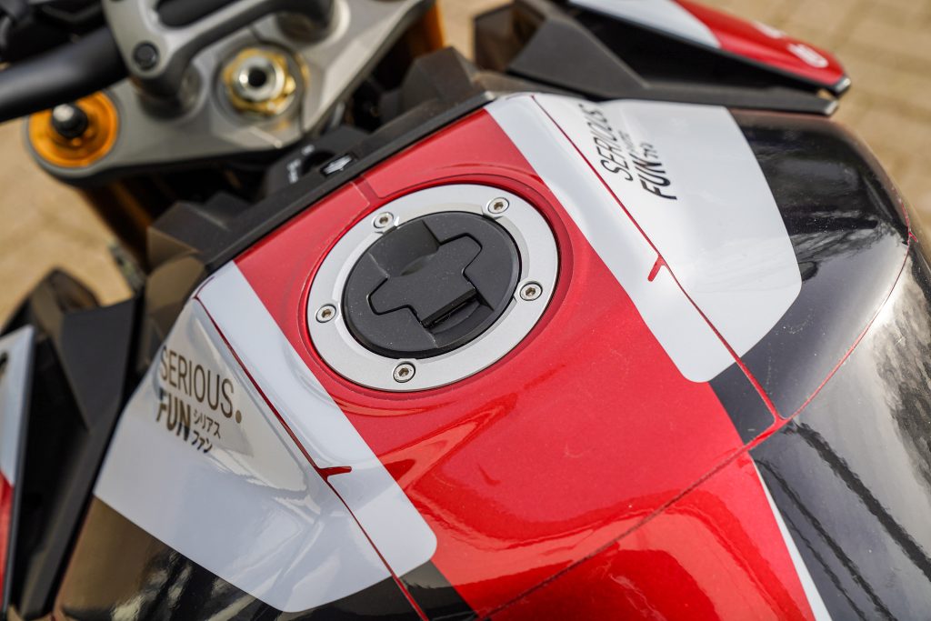 GPGrafix GSX S1000 Detail 18 1024x683
