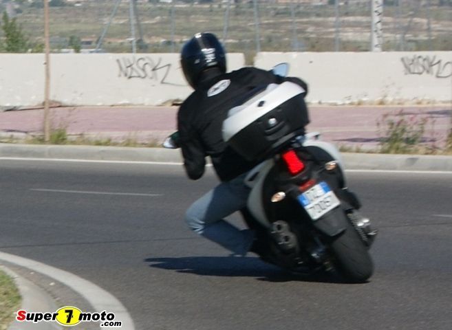 Aprilia SRV 850DSC00762