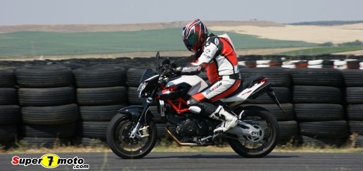 Aprilia Shiver 750DSC01091