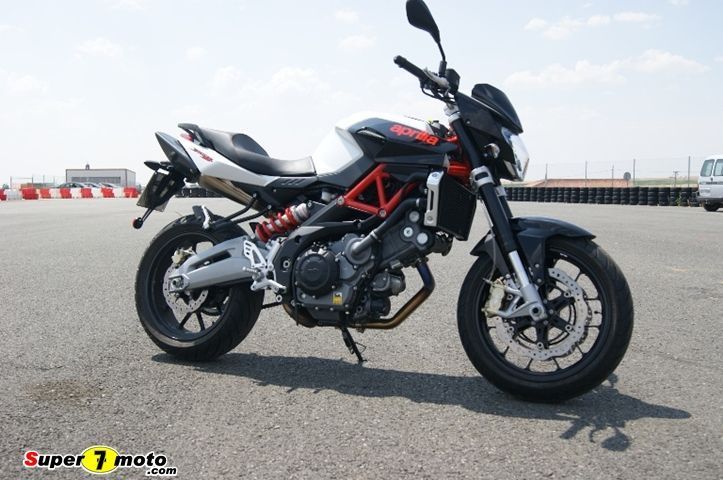 Aprilia Shiver 750DSC01415