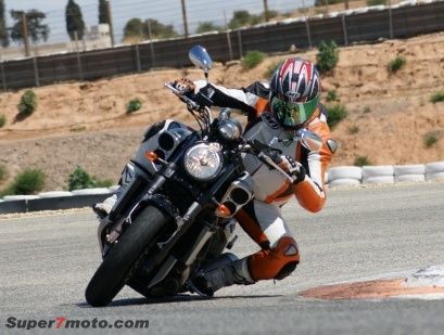 tomas v max de frente